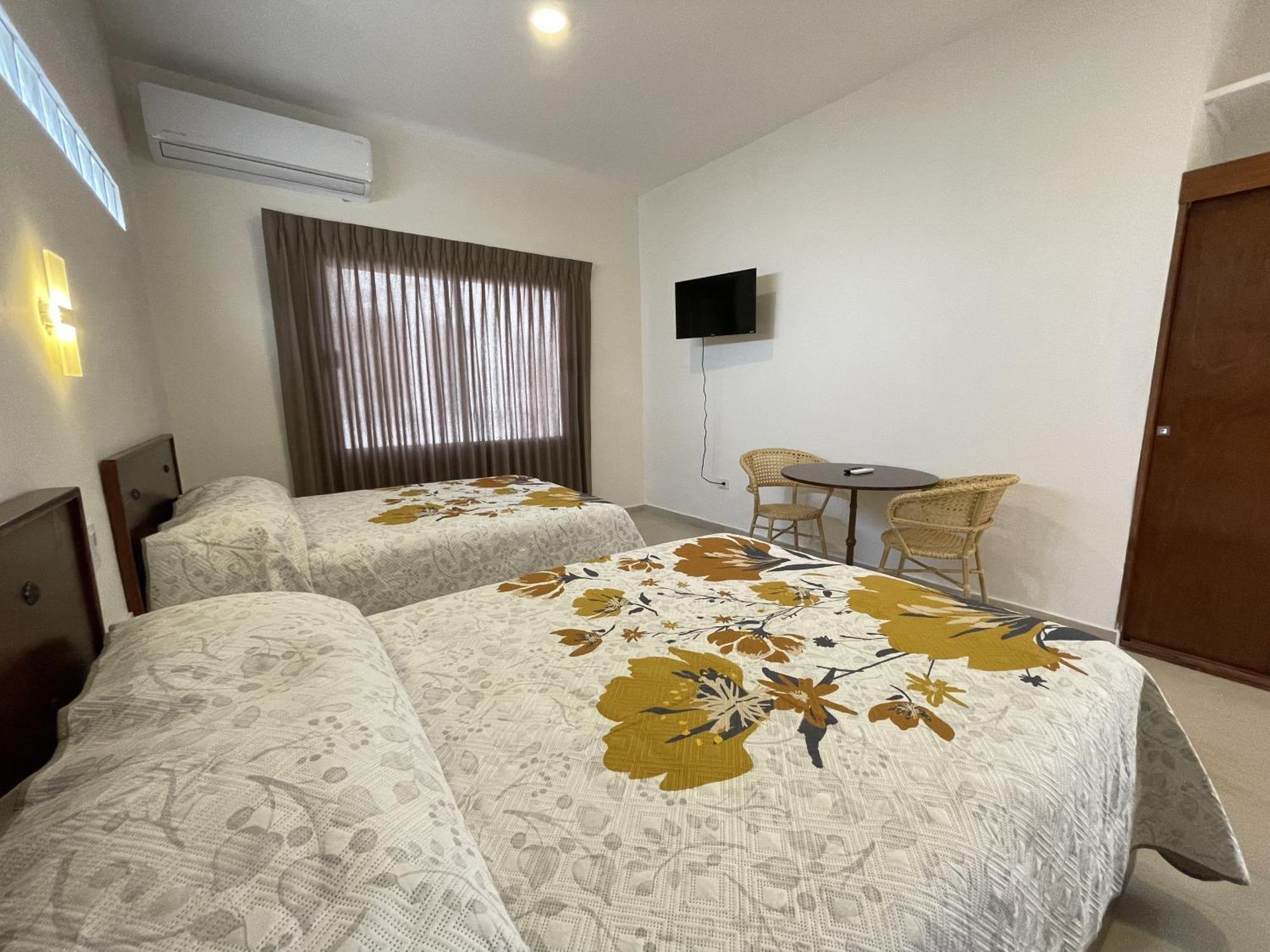 Hotel Allende Ла-Пас Экстерьер фото